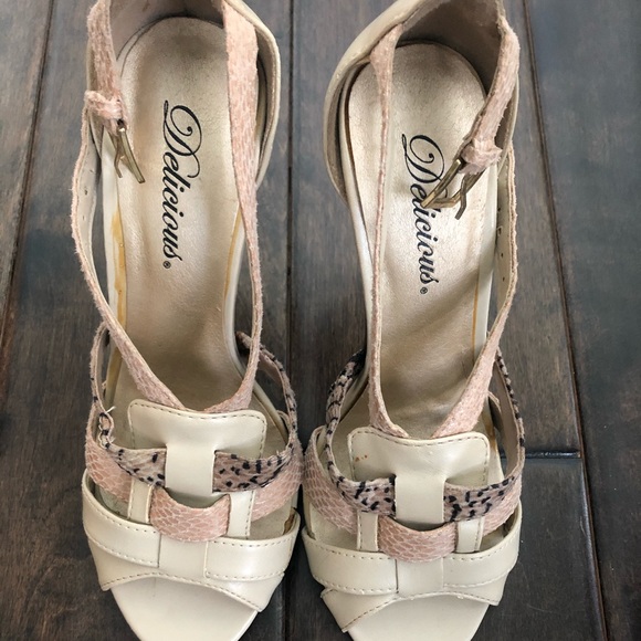 Boutique Heels - Picture 2 of 4